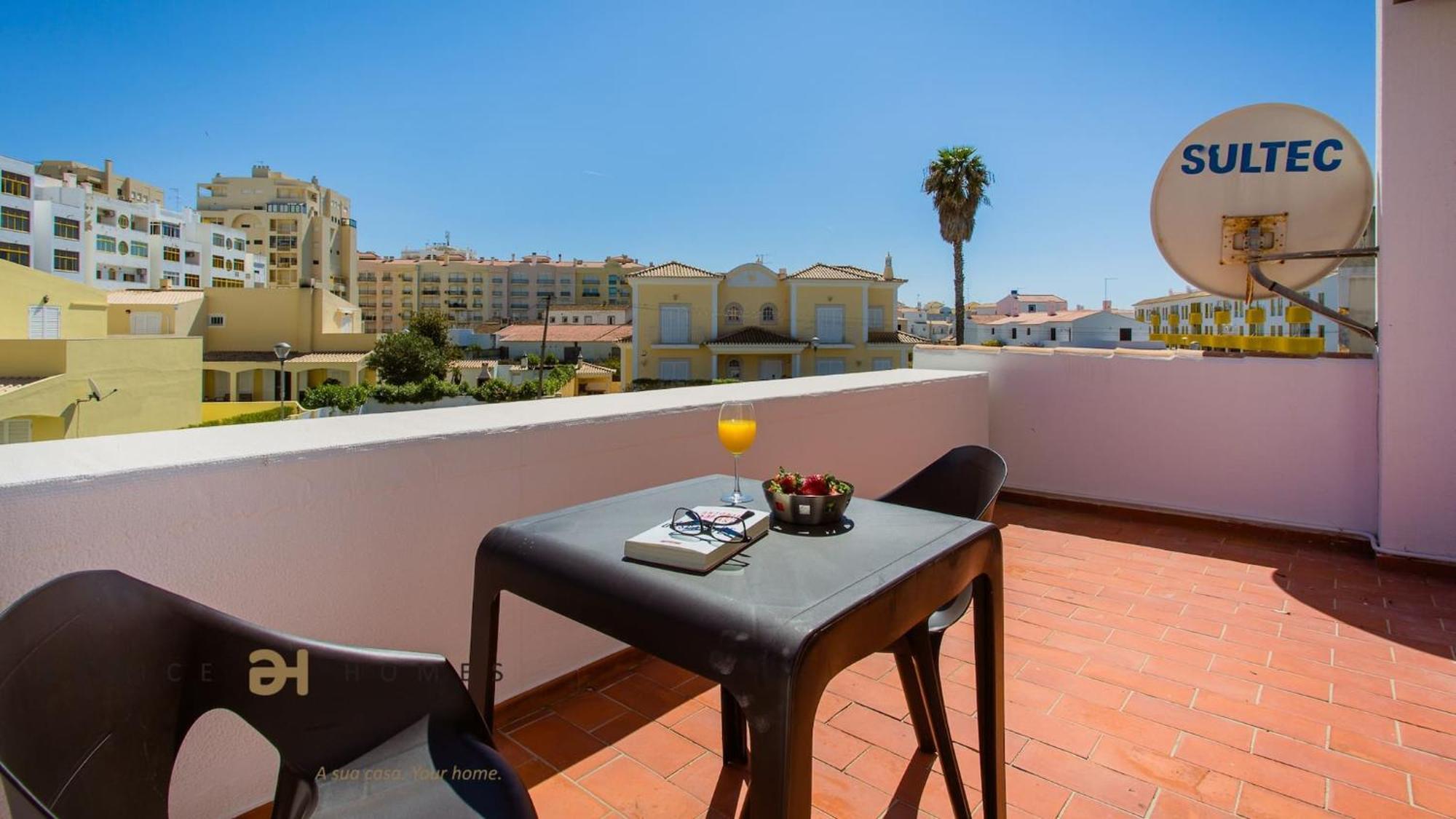 Greice Homes-650 Meters From The Beach, 4 Bedrooms Villa For Holidays In Vilamoura-Quarteira Extérieur photo